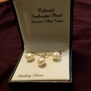 Necklace with earrings